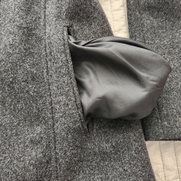 Women's Vintage Wool Blend Pea coat - Picture 12 of 12